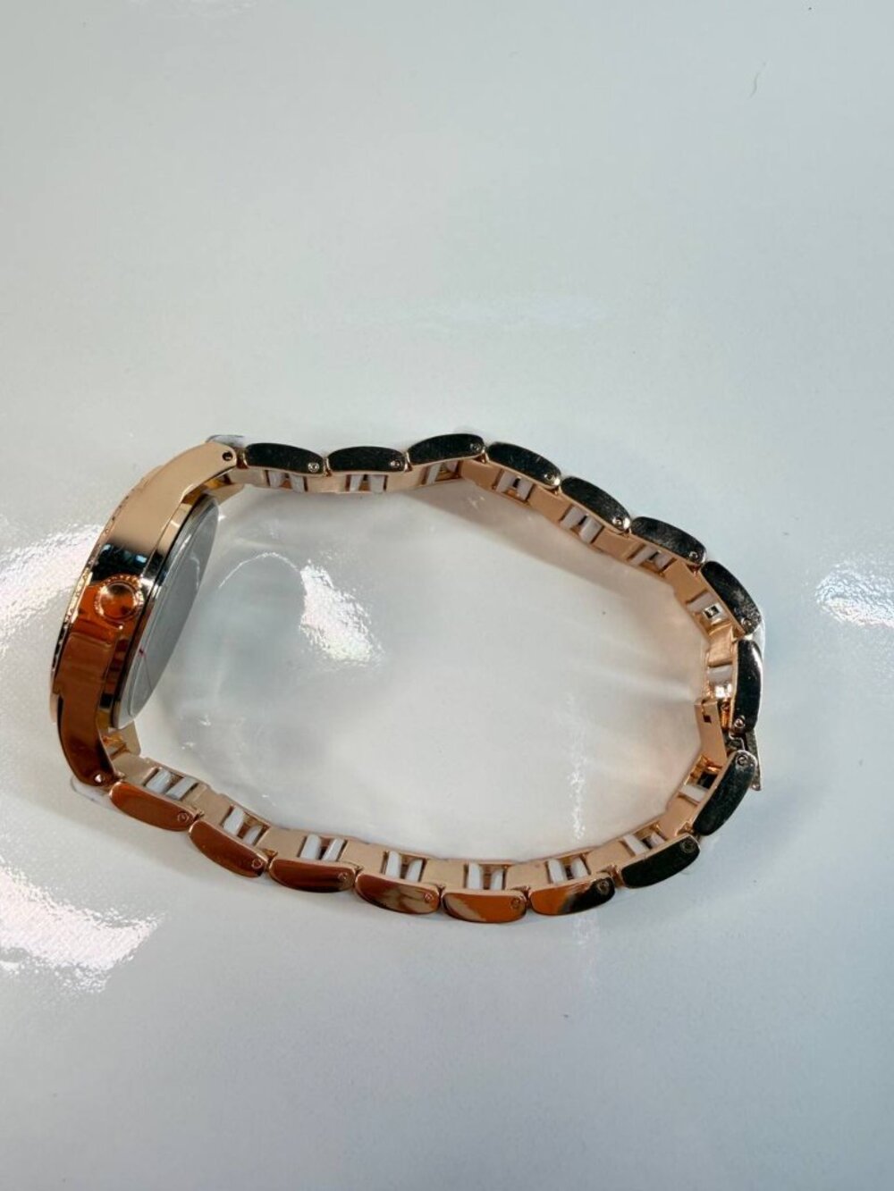WLISTH Women’s Watch – Rose Gold & White Crystal Accent - Picture 9 of 16